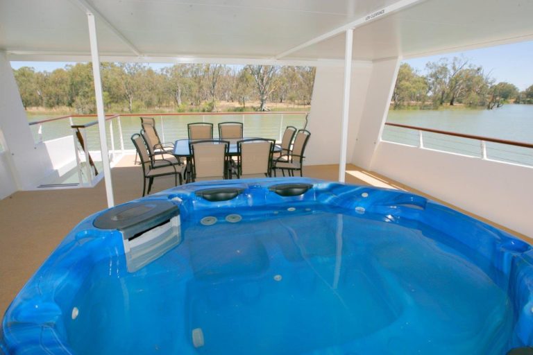 Mildura Houseboats Sunraysia Resort Rent a houseboat in Mildura